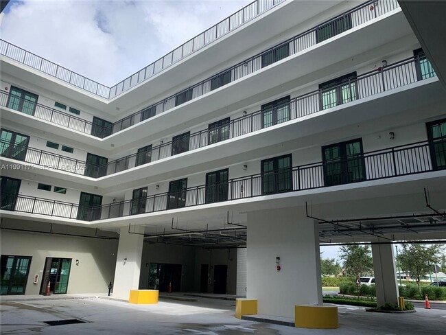 Photo - 4100 SW 64th Ave Unit 309