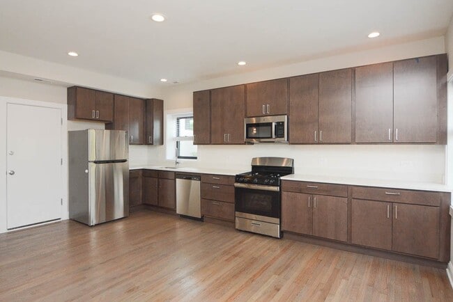 Photo - 3409 W Fullerton Ave Unit A4