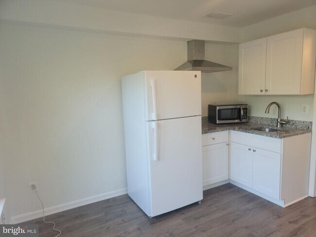 Photo - 9620 Potters Hill Cir