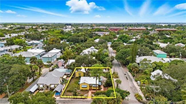 Photo - 120 SW 5th St