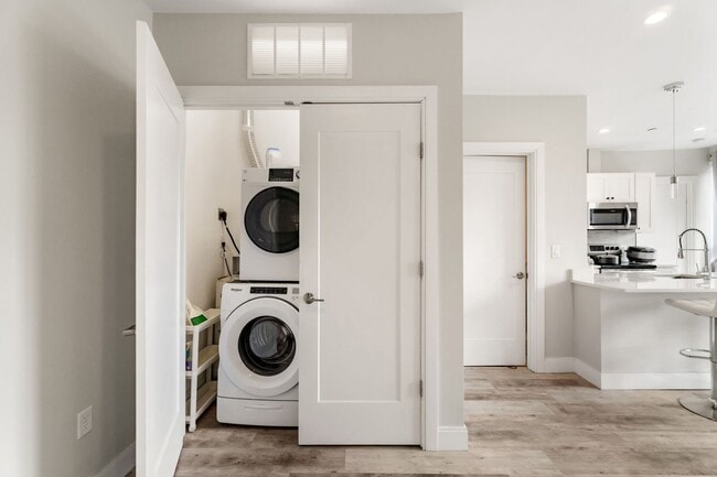 Photo - 1457 Tremont St Unit Apt 502