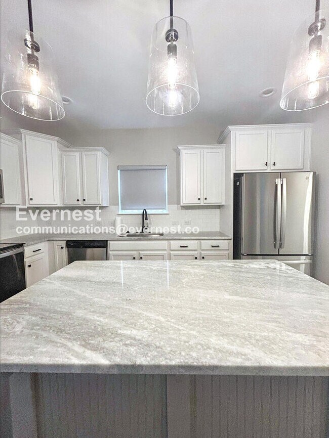 Photo - 2031 Darby View Ln