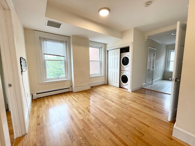 Photo - 92 L St Unit 3