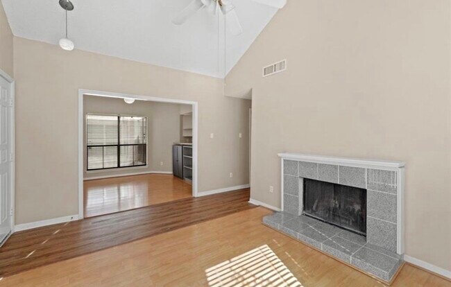 Photo - 10164 Oakberry St