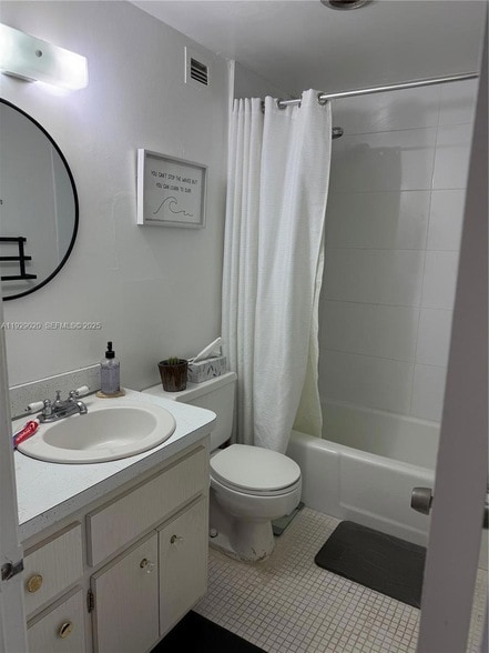 Photo - 400 Kings Point Dr Unidad 1214