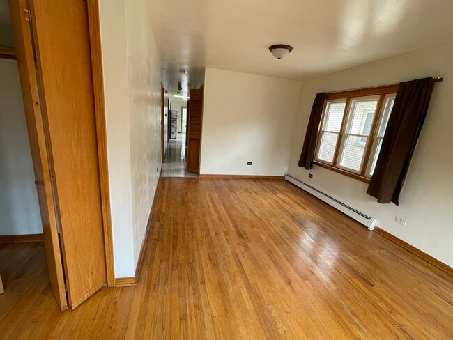 Building Photo - 4205 S Harlem Ave Unit 3