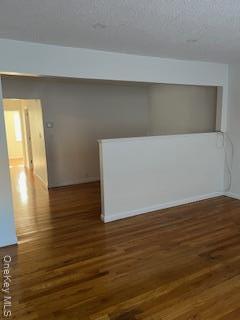 Photo - 90-24 Spritz Rd