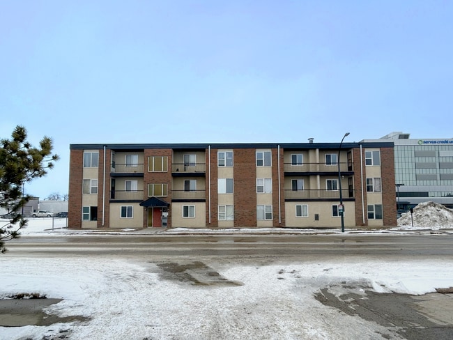 Building Photo - Mainstreet Gaetz Core