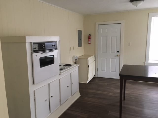 Photo - Renovated 3 Bedroom 1 Bath Home for Rent!