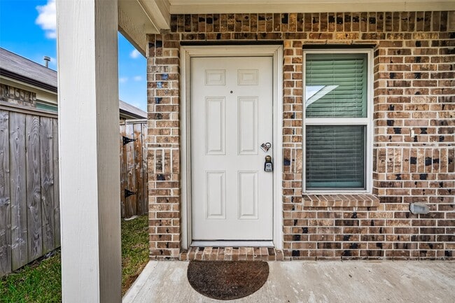 Photo - 7719 Cedar Birch Dr