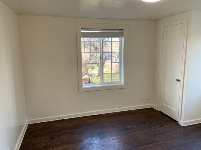 Photo - ~2 Bedroom House in Winston~