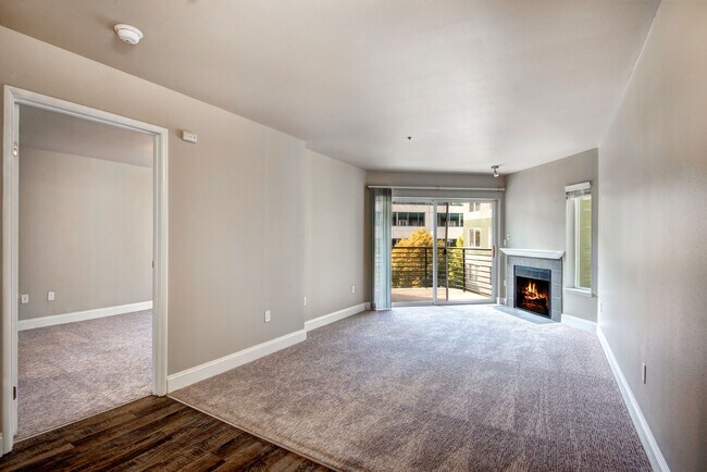 Photo - Elliott Pointe Apartments