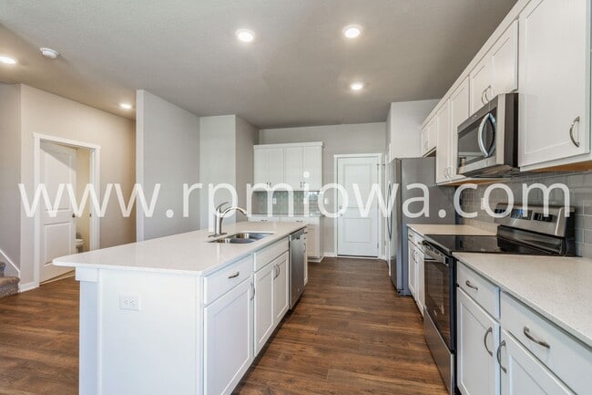 Photo - PRAIRIE TRAIL HOME!! 4 Bedroom, 3 Bathroom in Ankeny
