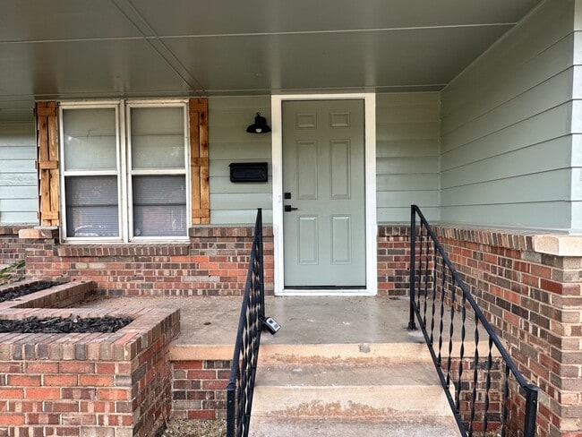 Photo - 2417 Becker Pl