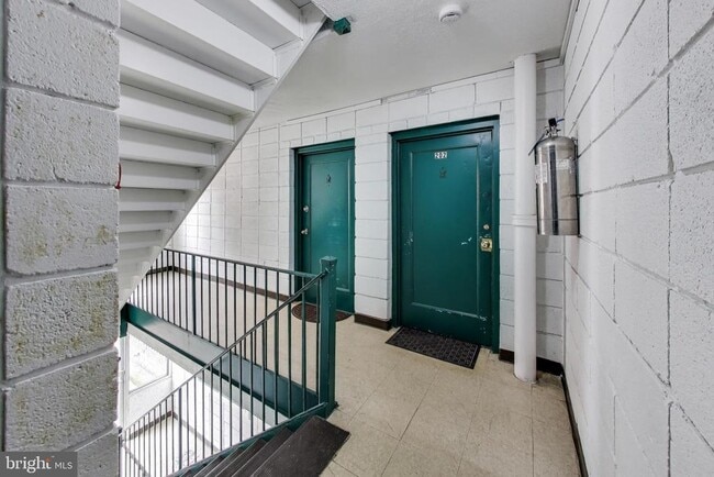 Photo - 5509 1st St NW Unidad 204