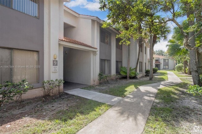 Building Photo - 3229 Coral Lake Dr Unit 3229 Rental