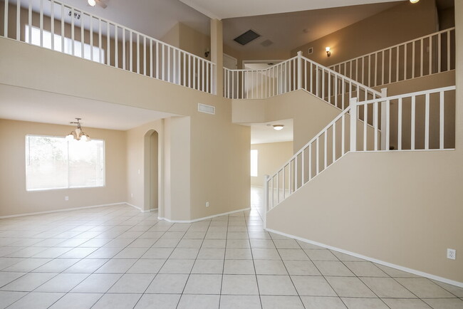Photo - 1713 S 82nd Ave