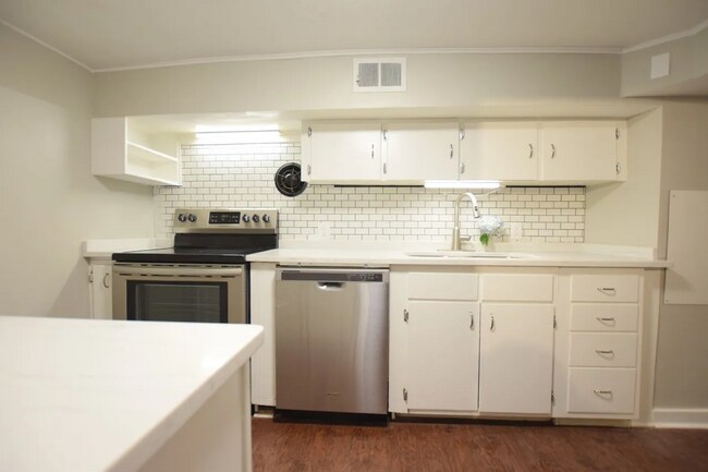 Photo - 1002 N Aurora St Unidad 1