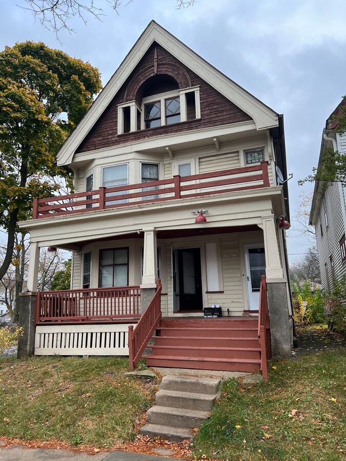 Photo - 3176 N Richards St Unidad 3176 N Richards St Lower