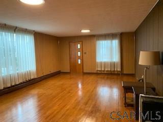 Photo - 139 Strayer St