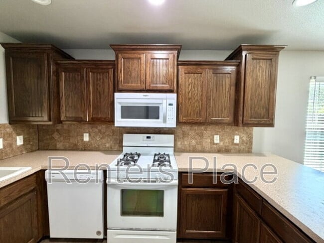 Photo - 416 E Birch St