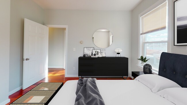 Building Photo - 677 Bennington St Unit #3 Rental