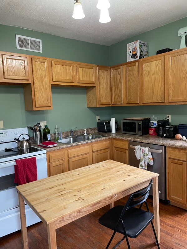 Photo - 462 King Ave Unit 462.5