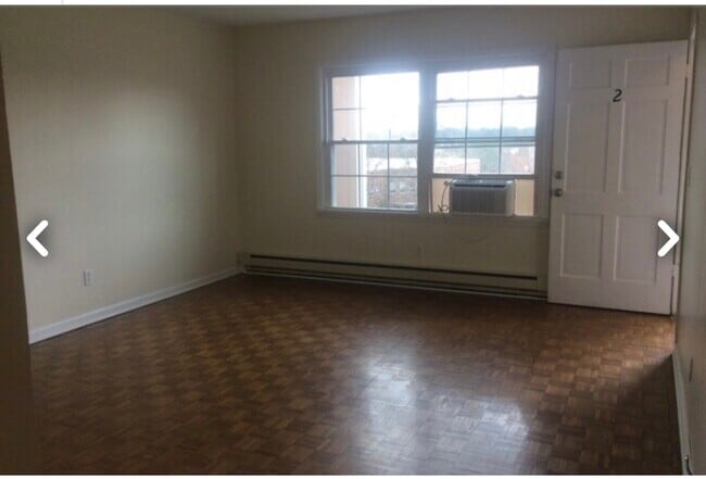 Photo - 601 W Poplar St Unit 1