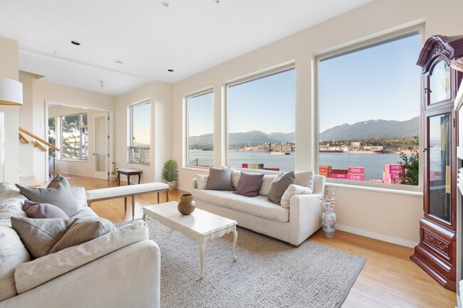 Photo - 2603 Wall St Unit ID1309466P