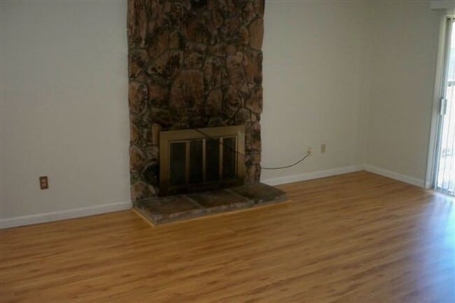 Photo - House for Rent!