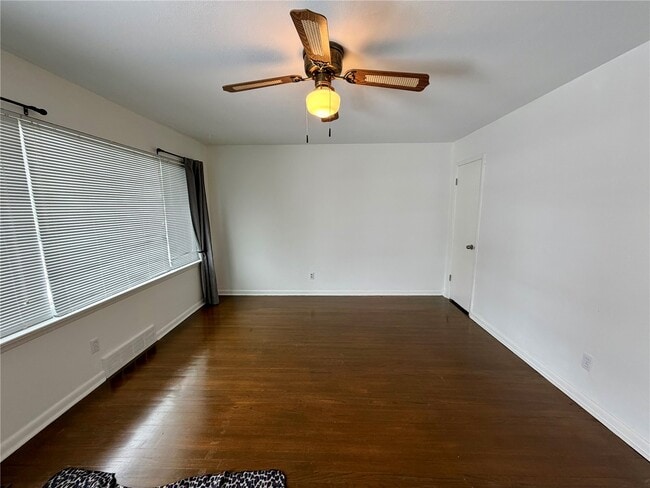 Photo - 317 Thomas Ave