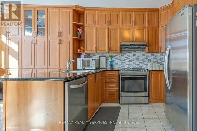 Photo - 424 Sunny Meadow Blvd