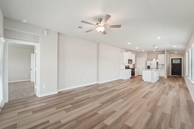 Photo - 1659 Shae Oak Ln