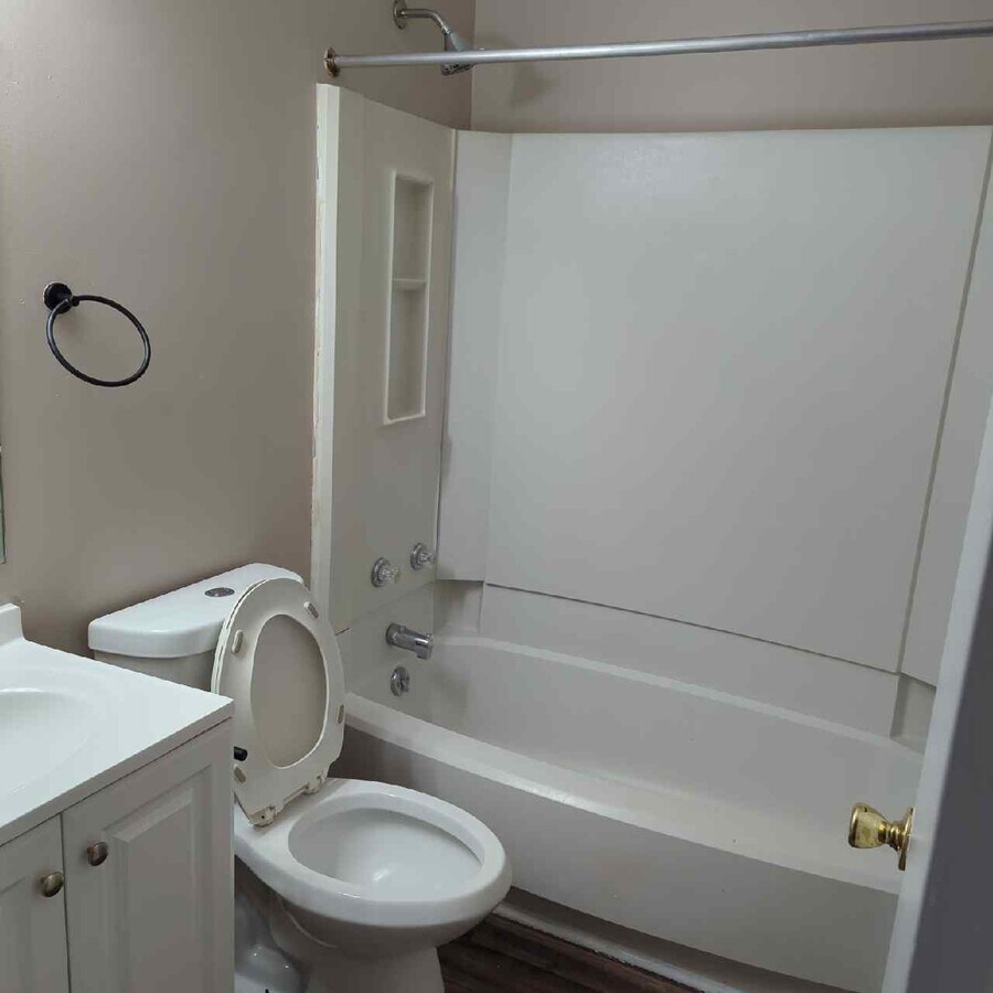 Photo - 400 S Van Buren St