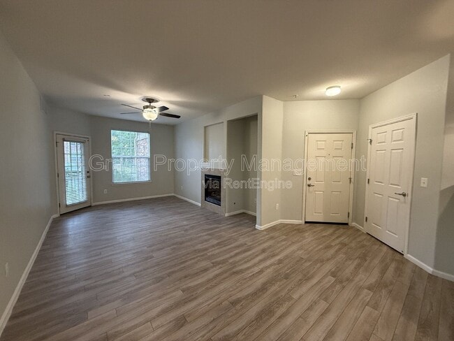 Photo - 3035 Blue Sky Cir Unit 10-105