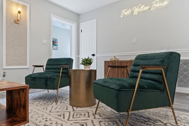 Photo - 309 Holmes Blvd NW