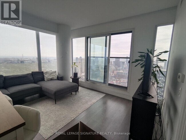 Photo - 181 Dundas St E Unité 4605