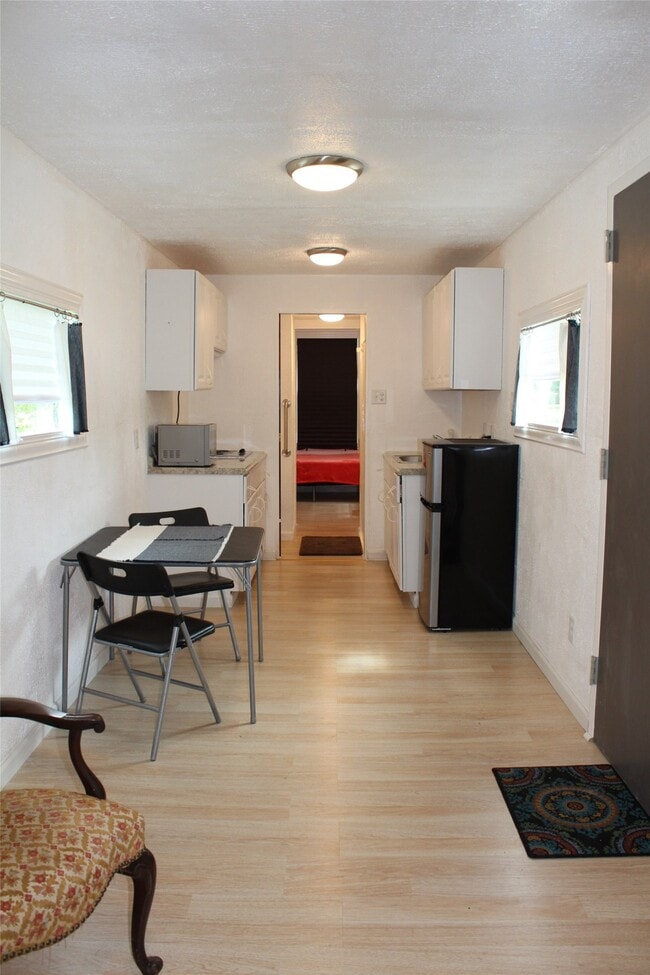 3425 Southwestern
