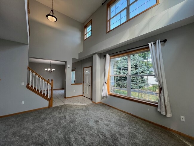 Photo - 277 S 79th St