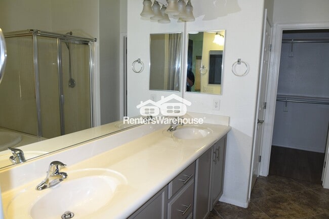 Photo - 10827 W Cottontail Ln