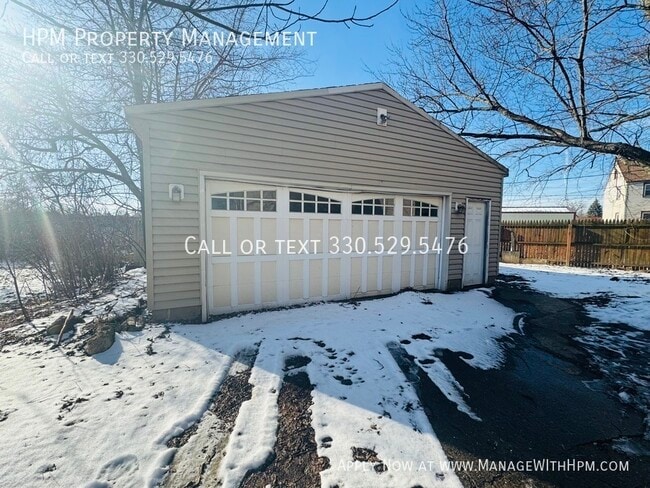 Photo - 3234 Arbor Rd SW