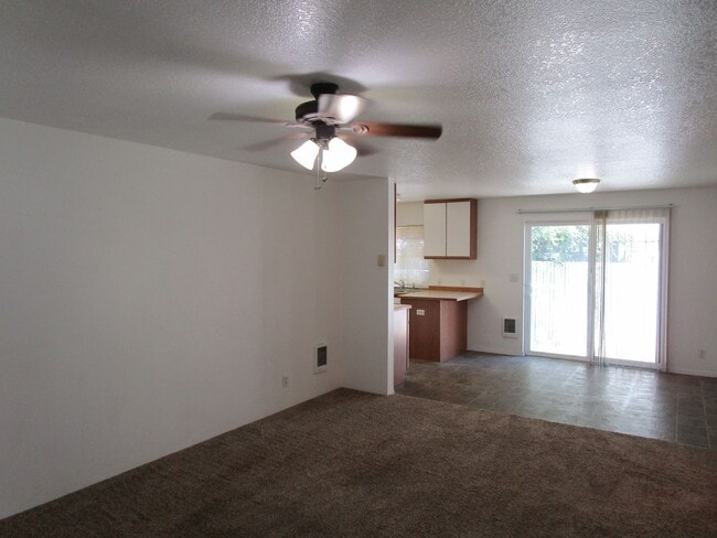 Photo - End Unit in Triplex Near Golf Course on Cu...