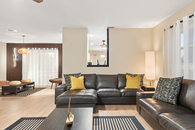 Building Photo - 61 Comanche Ct Unit ID1047763P Rental