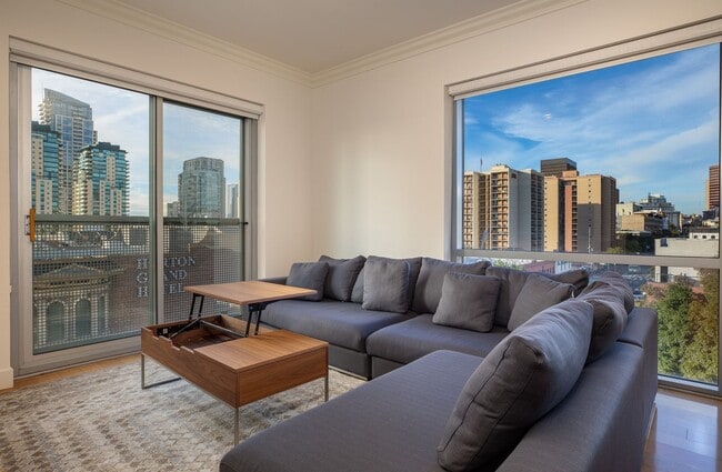 Photo - Stunning Corner Condo with City Views in the Heart of Gaslamp Unit 605