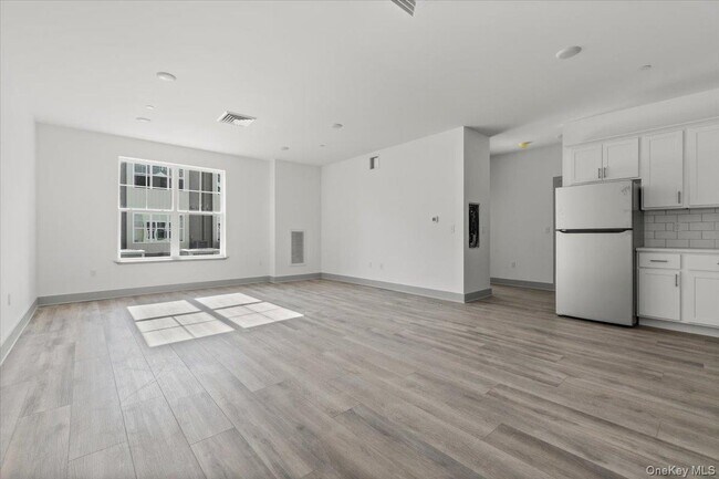 75 Forester Ave Unit 225
