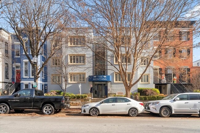 Building Photo - The Montana