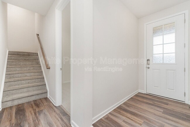 Photo - 114 Marron Dr