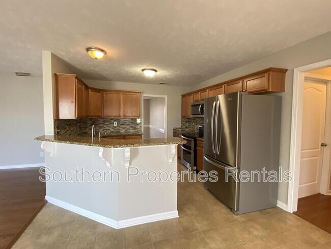 Photo - 58 Polk St