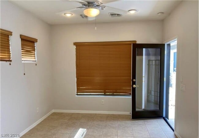 Photo - 43 Braelinn Dr