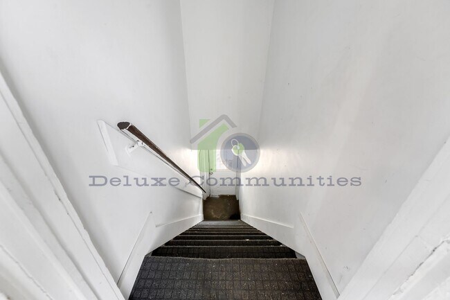 Photo - 1021 Broadway Ave NW Unit 1